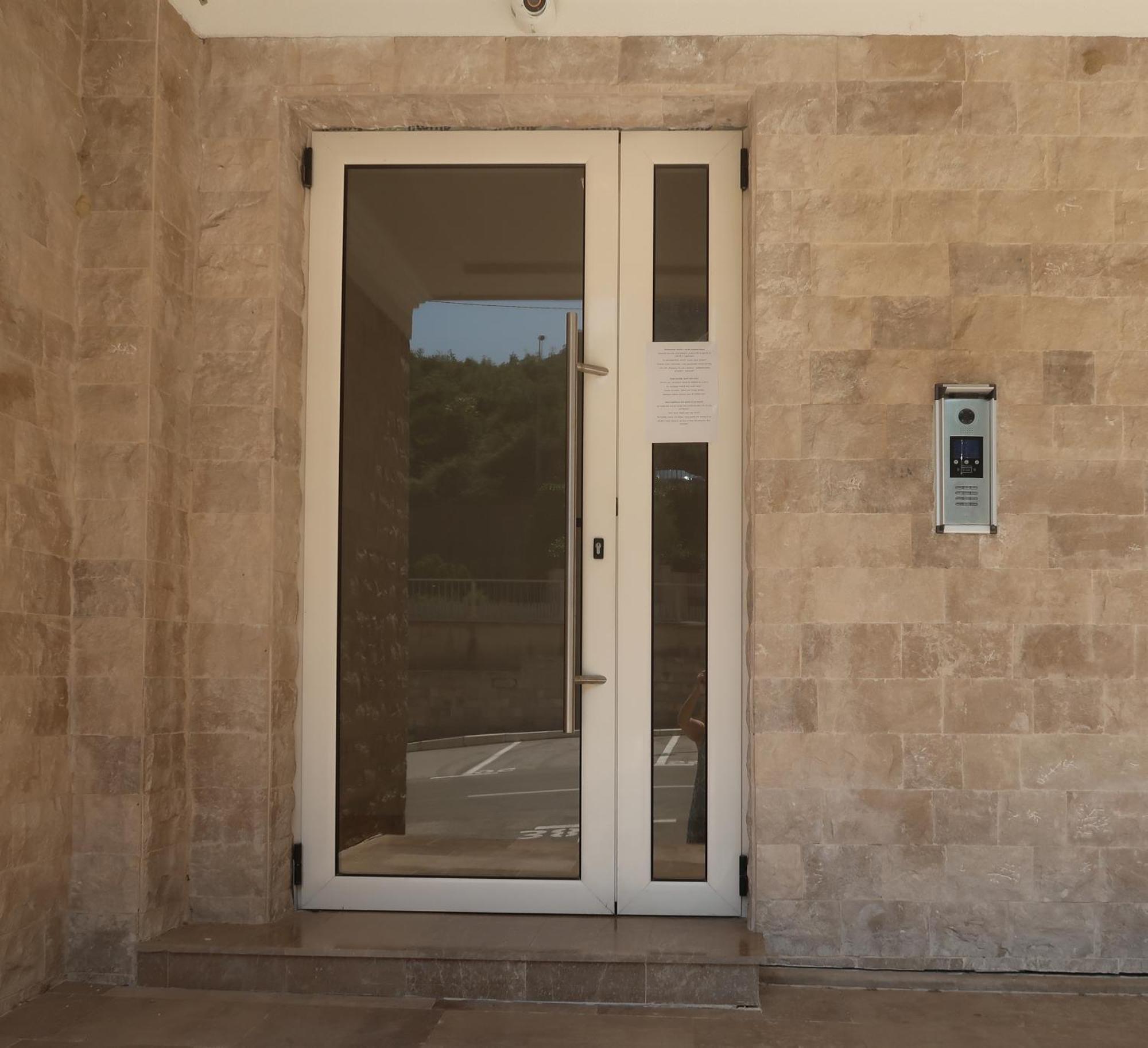 Cozy Nest, 350M To Beach, Free Parking, Wi-Fi Kotor Extérieur photo